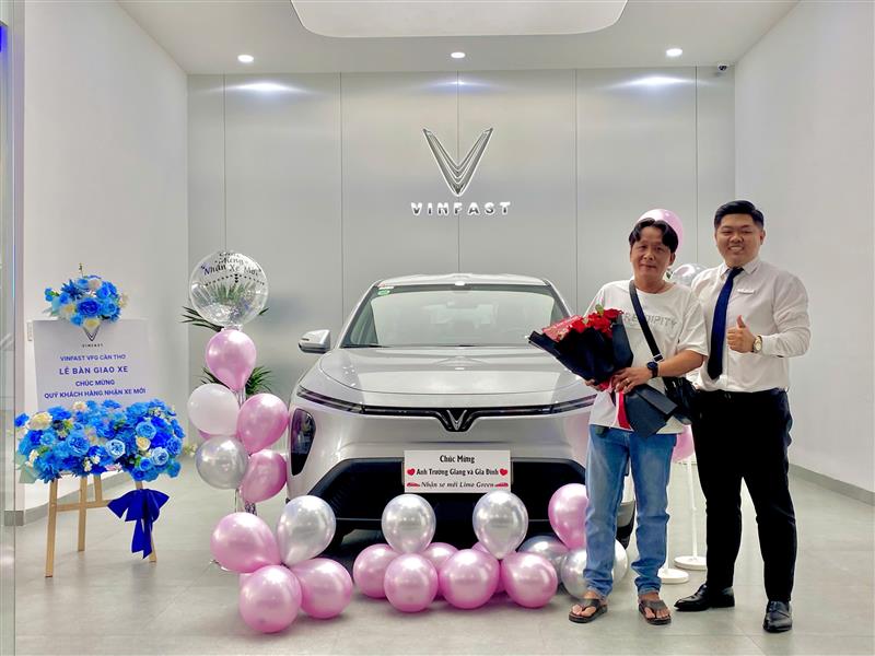 Giao xe cho Quý khách hàng